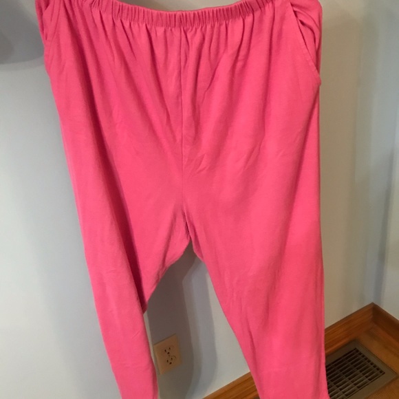 SOLD!!  Maternity Top and Pants. Size Large - Picture 3 of 6